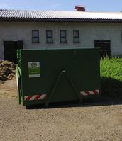 Kontejner na bioodpad u salaše
